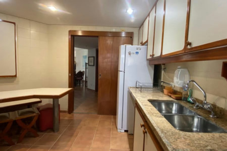 Apartamento com 3 dormitórios à venda, 170 m² por R$ 1.430.000,00 - Pitangueiras - Guarujá/SP