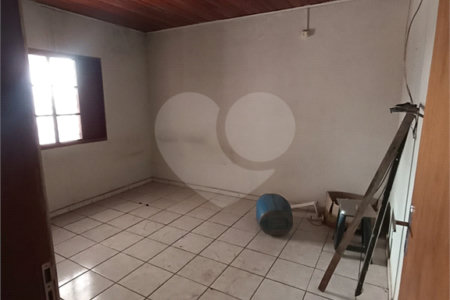 Salão à venda com 3 quartos, sendo 1 suíte, em Vila Áurea, Ponta Porã, MS