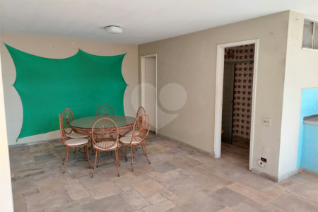 Casa à venda com 3 suítes em Jardim Leonor, São Paulo, SP
