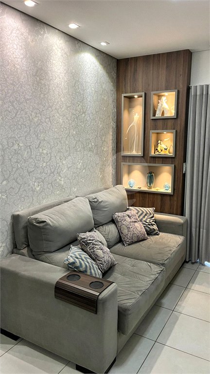 Apartamento à venda com 3 quartos, sendo 1 suíte,  em Jardim Santa Marta, Cuiabá, MT