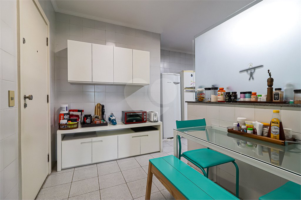 Apartamento à venda com 4 quartos, sendo 2 suítes, em Vila Morumbi, São Paulo, SP