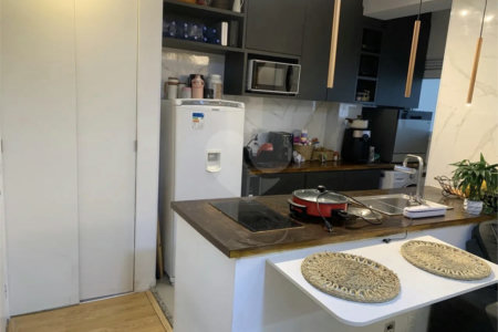 Apartamento à venda com 1 quarto em Parque Reboucas, São Paulo, SP