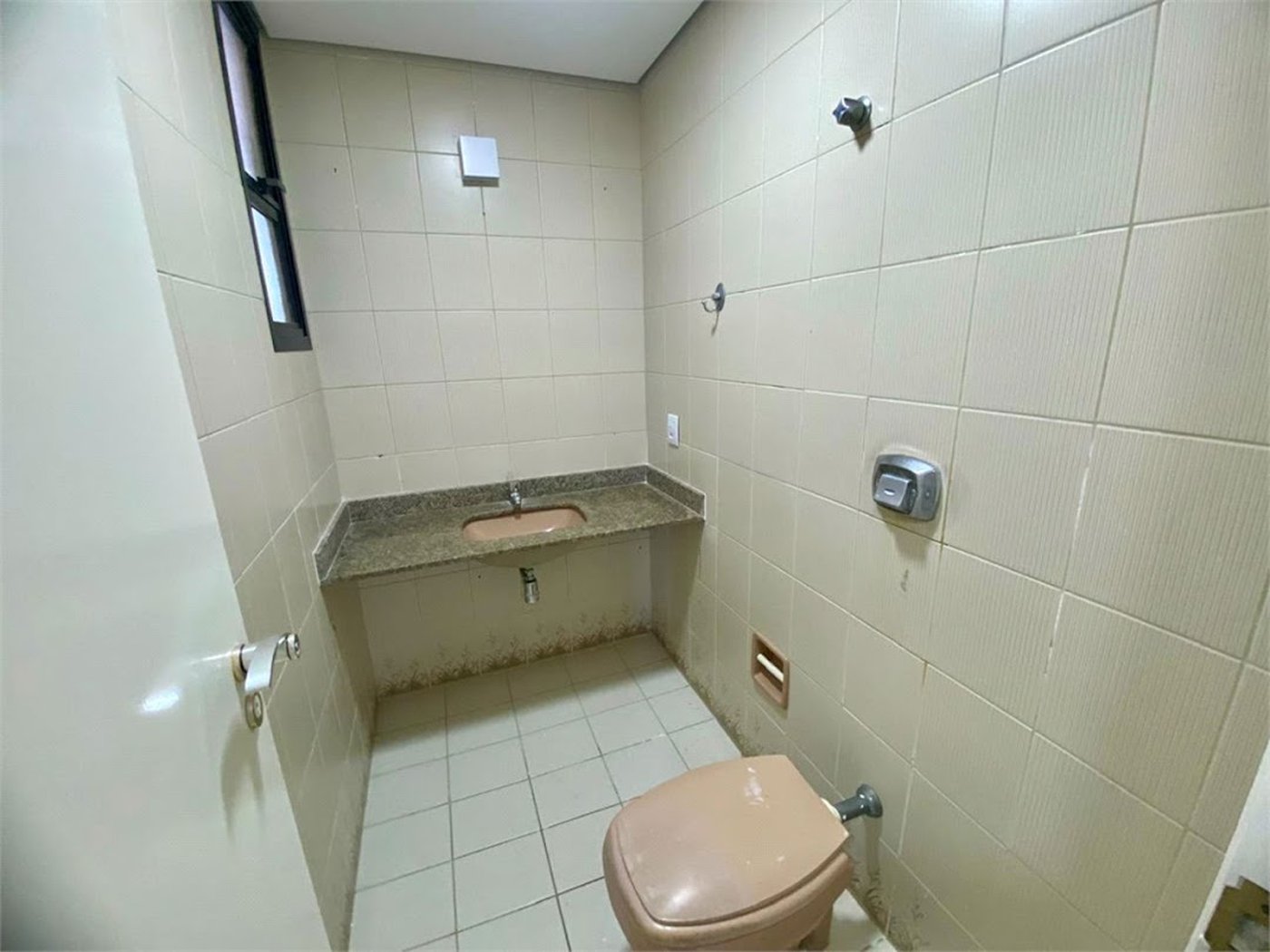 Apartamento Residencial à venda, Centro, Guarujá - AP1482.