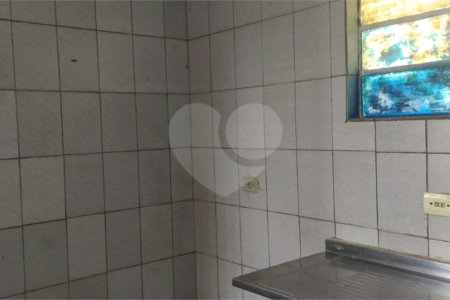 Chácara à venda com 5 quartos, sendo 1 suíte, em Estância São Luís, Suzano, SP