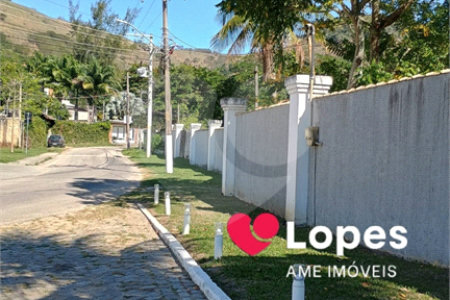 Terreno à venda no condomínio ; Fazenda Cantagalo, Rio de Janeiro - RJ