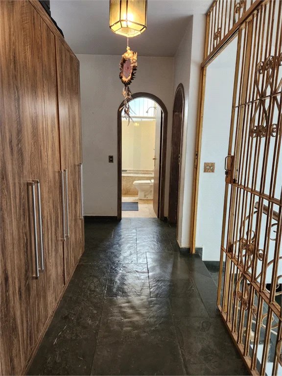 Sobrado à venda com 4 quartos, sendo 2 suítes, em Jardim Leonor, São Paulo, SP