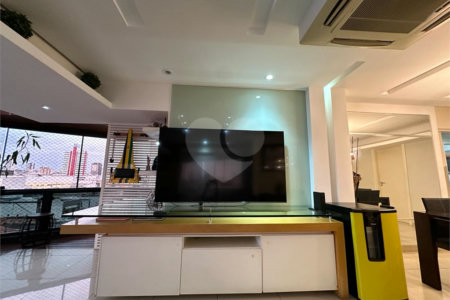 Apartamento à venda ou para alugar com 4 quartos, sendo 1 suíte, no Centro, Mogi das Cruzes, SP