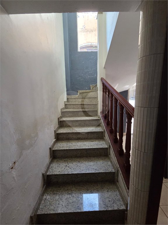 Sobrado à venda ou para alugar com 6 quartos, sendo 2 suítes, em Santana, São Paulo, SP