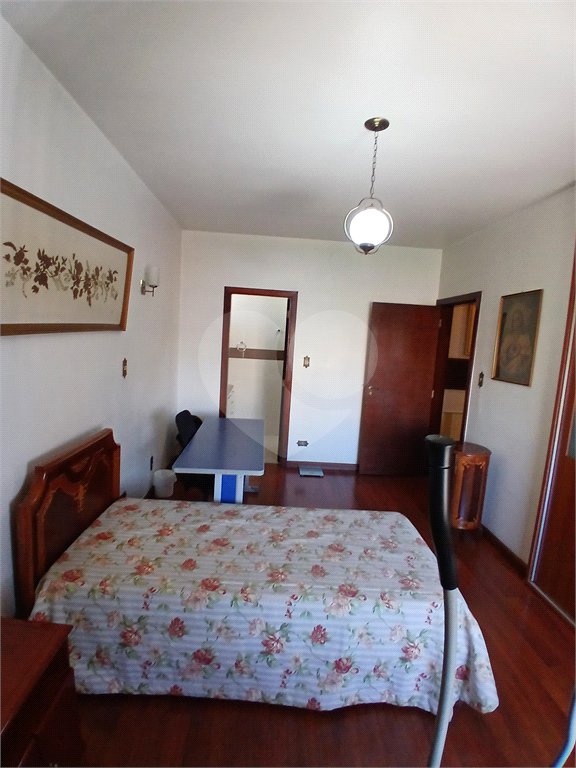 Sobrado à venda com 4 quartos, sendo 2 suítes, em Jardim Leonor, São Paulo, SP