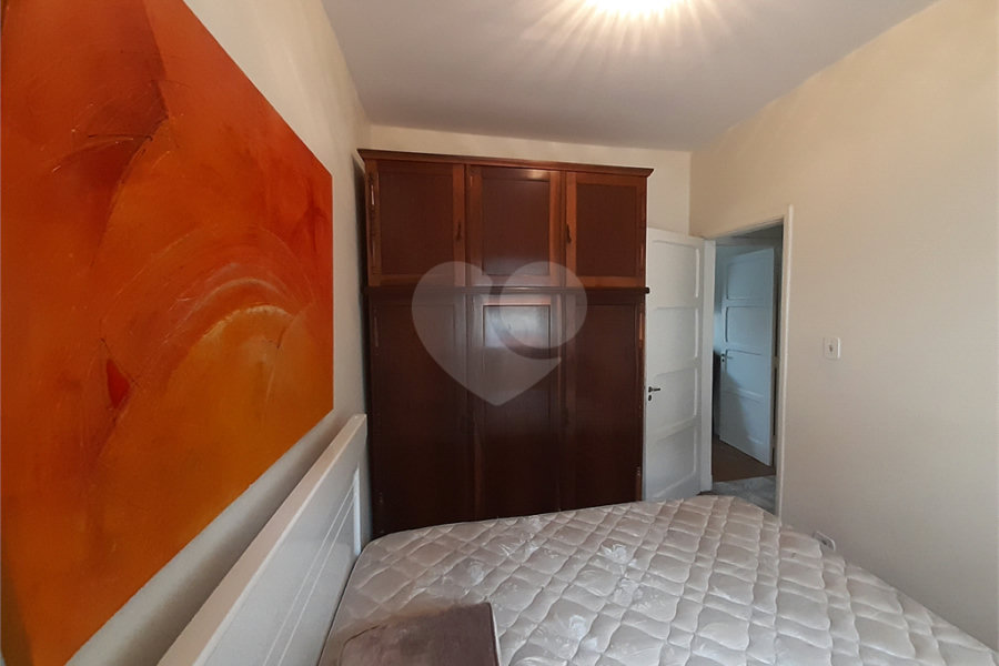 Vende-se: Sobrado de Vila, 2 quartos, Edícula com 1 Suíte, 1 Vaga, Santana!
