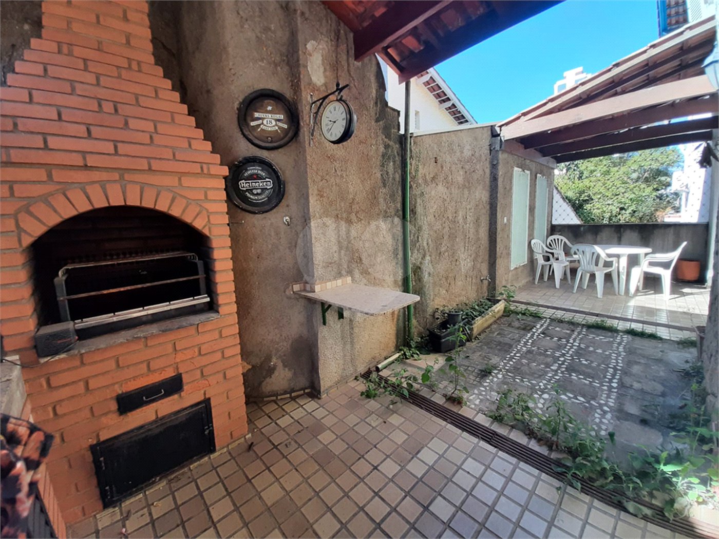 Casa à venda ou para alugar com 3 quartos, sendo 2 suítes, no condomínio Chácara das Rosas, São Paulo - SP
