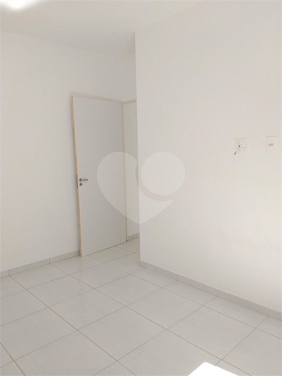 Apartamento à venda com 2 quartos em João Xxiii, Vinhedo, SP