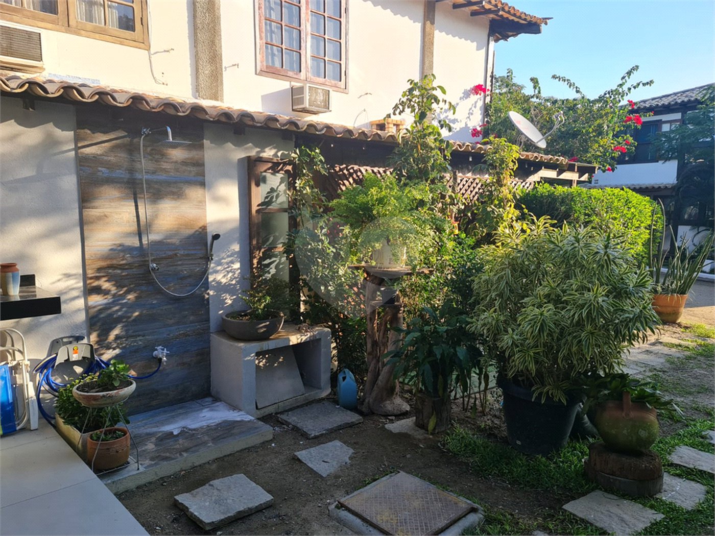 Casa à venda com 2 quartos, sendo 1 suíte, em Manguinhos, Armação dos Búzios, RJ