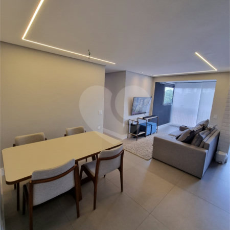 Apartamento à venda com 3 quartos, sendo 1 suíte,  em Ferreira, São Paulo, SP