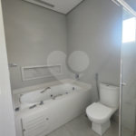 Casa à venda ou para alugar com 4 suítes no condomínio Residencial Jaguary, São José dos Campos - SP