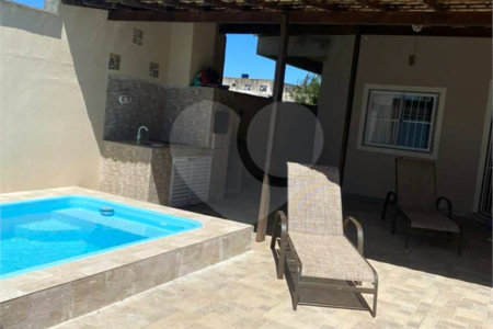 Casa à venda com 3 quartos, sendo 1 suíte, em Maria Joaquina (tamoios), Cabo Frio, RJ
