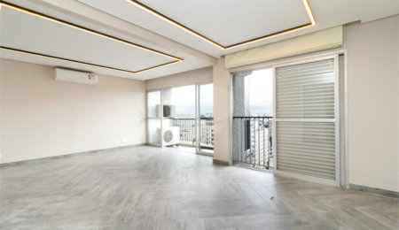 Apartamento à venda com 3 quartos, sendo 1 suíte,  em Indianópolis, São Paulo, SP