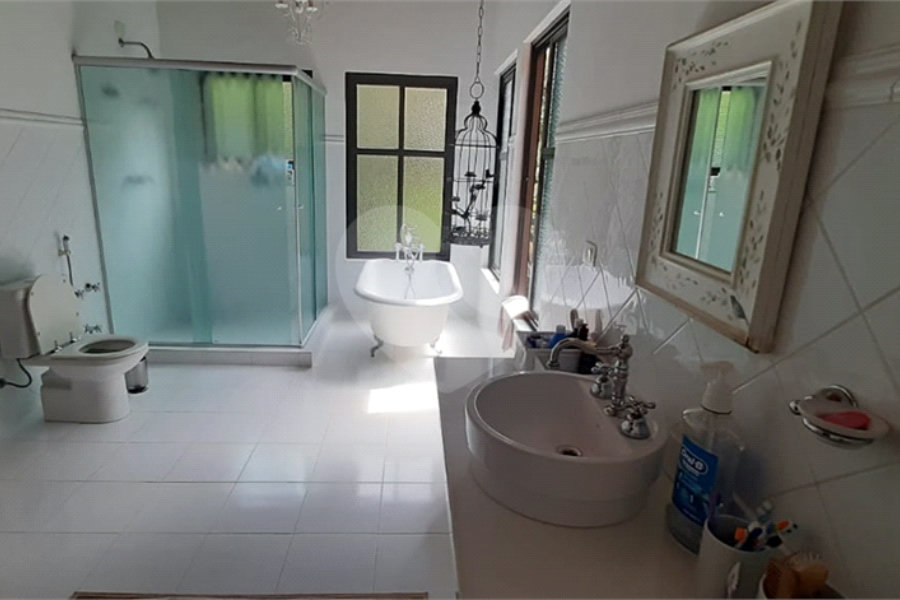 Casa à venda com 2 suítes no condomínio Residencial Cantareira, Mairiporã - SP