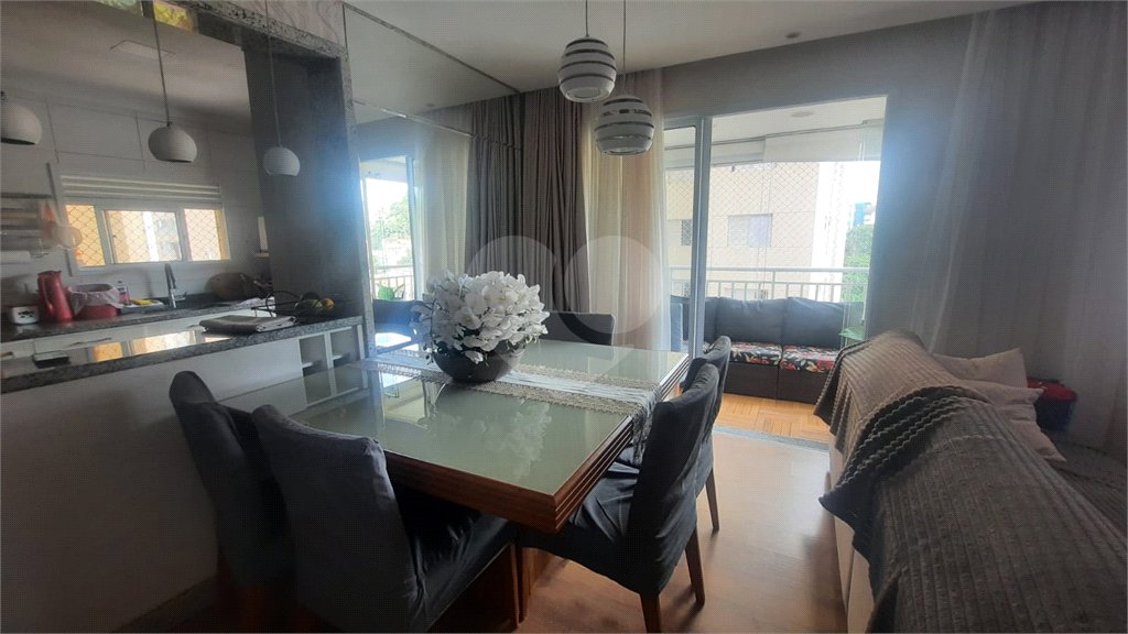 Apartamento à venda com 3 quartos, sendo 1 suíte, em Vila Santo Antônio, Guarulhos, SP