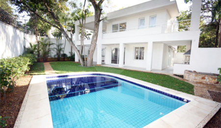 Casa à venda com 4 suítes no condomínio Vila Alba, São Paulo - SP