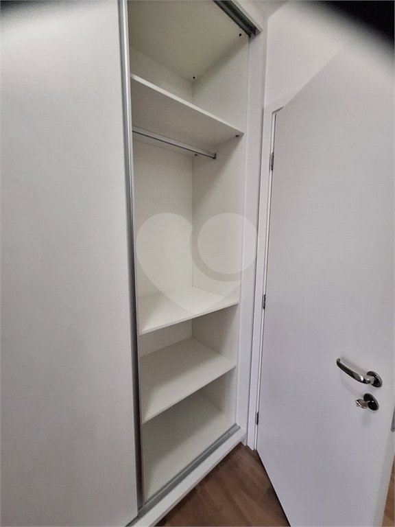 Apartamento à venda com 3 suítes em Vila Anastácio, São Paulo, SP