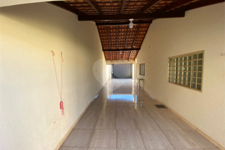 Casa à venda com 2 quartos, sendo 1 suíte, em Vila Renô, Ponta Porã, MS