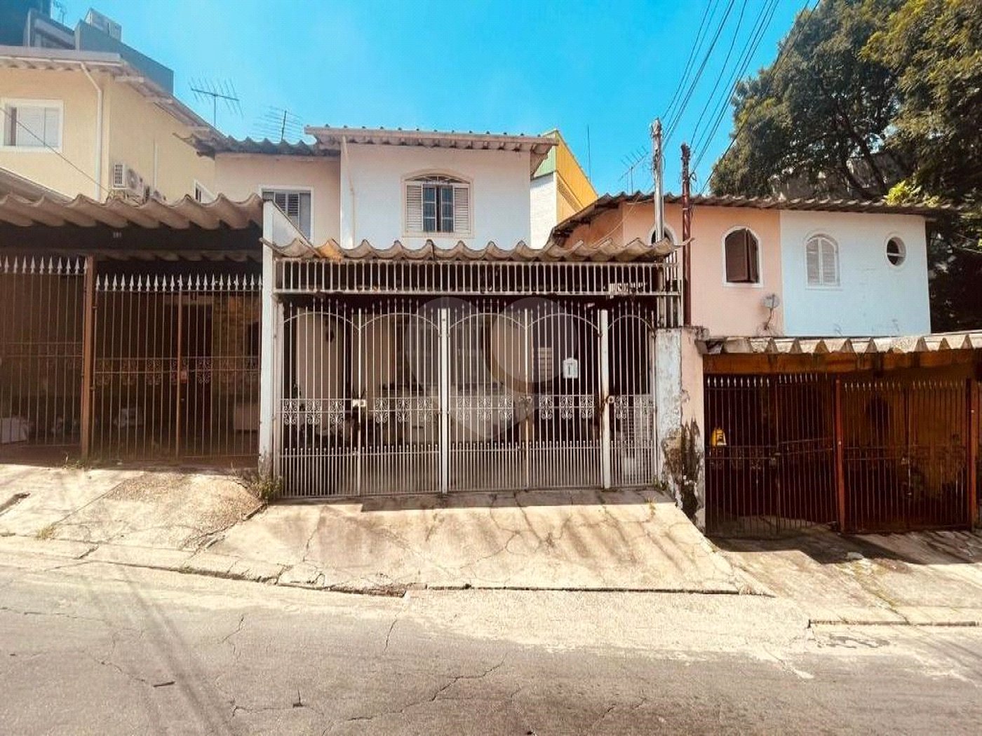 Casa à venda com 4 quartos, sendo 1 suíte, em Vila da Saúde, São Paulo, SP