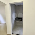 Casa à venda com 3 quartos, sendo 1 suíte, no condomínio Brasil, Atibaia - SP