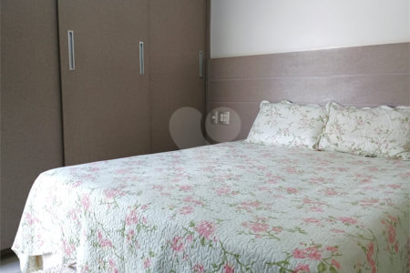 Casa à venda com 3 quartos, sendo 1 suíte, no condomínio Portal dos Pinheiros, Ribeirão Preto - SP