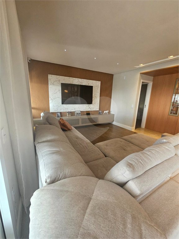 Apartamento à venda com 3 suítes em Santa Teresinha, São Paulo, SP