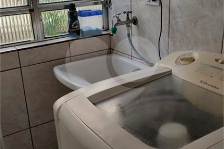 Sobrado à venda com 4 quartos, sendo 1 suíte, em Vila Gustavo, São Paulo, SP