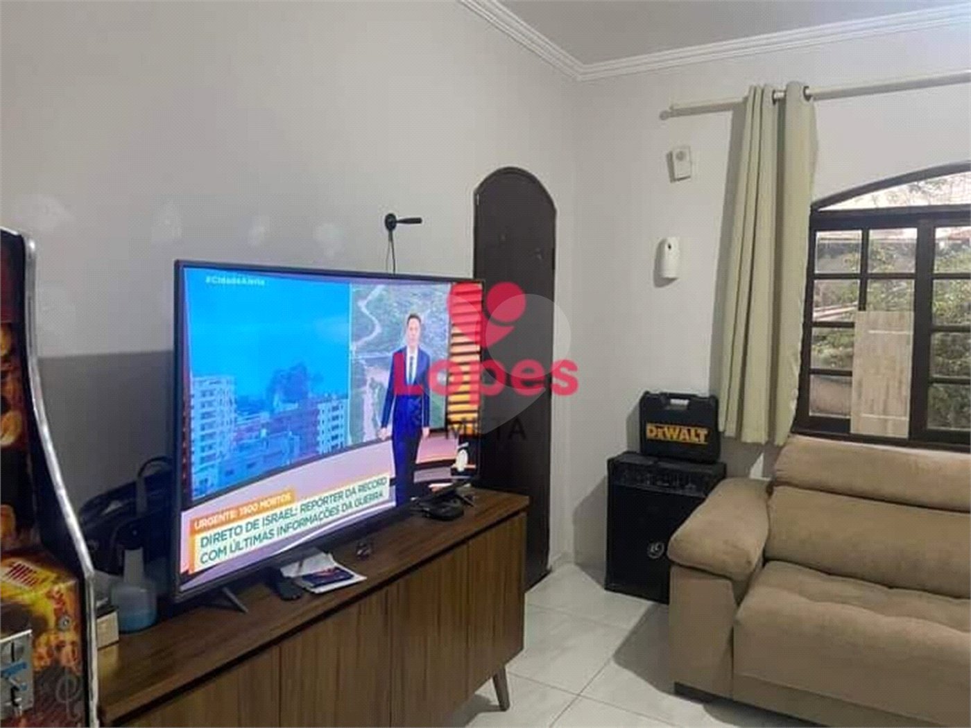Casa à venda com 3 quartos, sendo 1 suíte, em Jardim Santa Inês Ii, São José dos Campos, SP