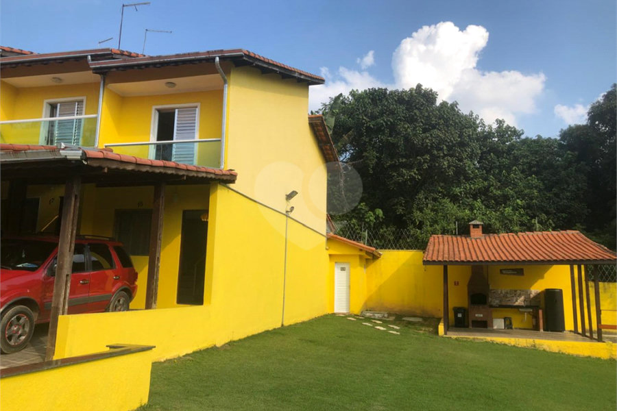 Casa à venda com 2 quartos no condomínio Residencial Armênia, Ferraz de Vasconcelos - SP