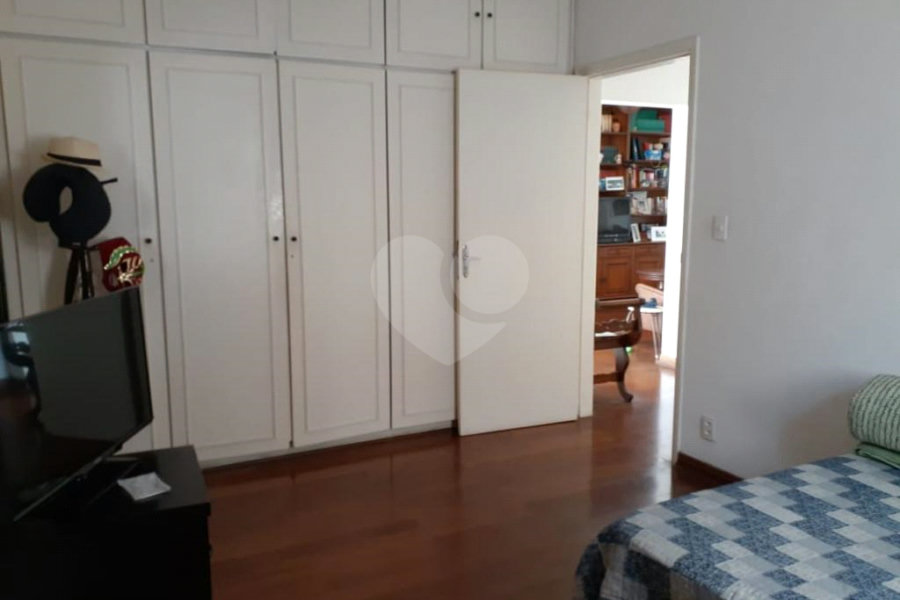 Sobrado à venda com 3 quartos, sendo 1 suíte, em Vila Mariana, São Paulo, SP