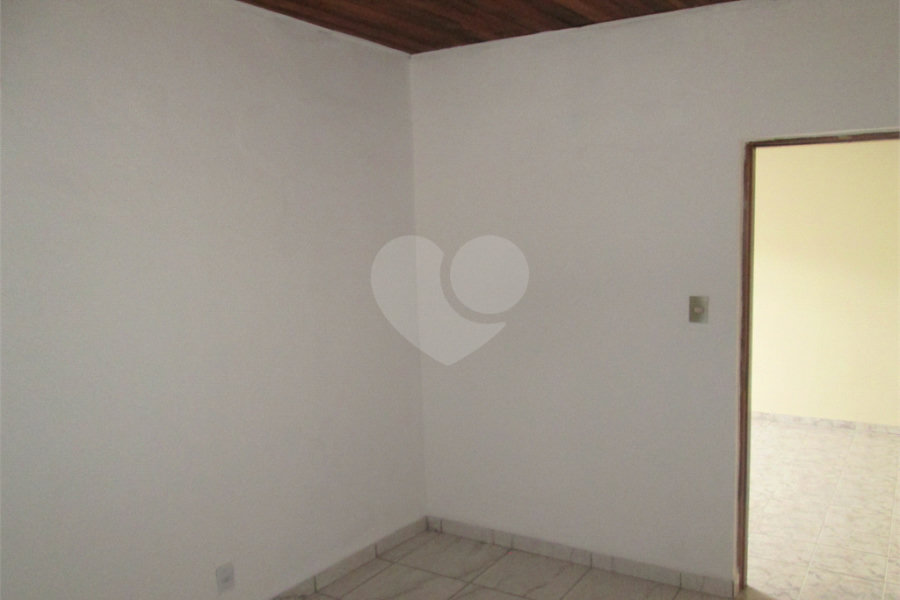 Casa Térrea à venda com 2 quartos em Parque Peruche, São Paulo, SP