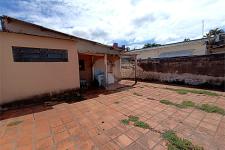 Casa à venda com 3 quartos, sendo 1 suíte,  em Jardim Itália, Itapetininga, SP