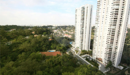 Apartamento à venda com 4 suítes em Jardim Marajoara, São Paulo, SP