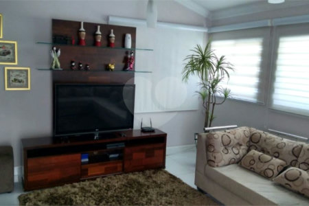 Casa à venda com 5 quartos, sendo 4 suítes,  no condomínio Reserva dos Vinhedos, Louveira - SP