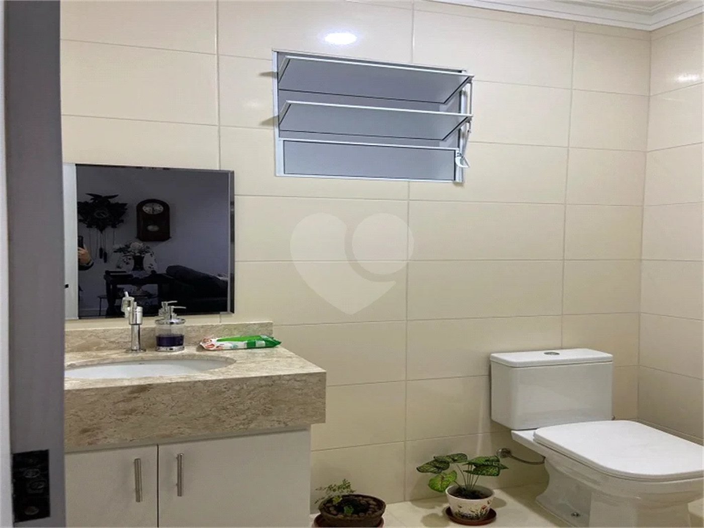 Vende Belíssimo Sobrado