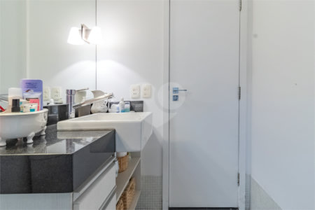 Casa à venda com 3 quartos, sendo 1 suíte, em Jardim Paulistano, São Paulo, SP