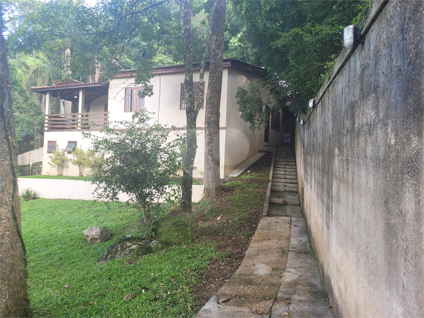 Sítio à venda com 6 quartos, sendo 3 suítes, em Serra da Cantareira, Mairiporã, SP
