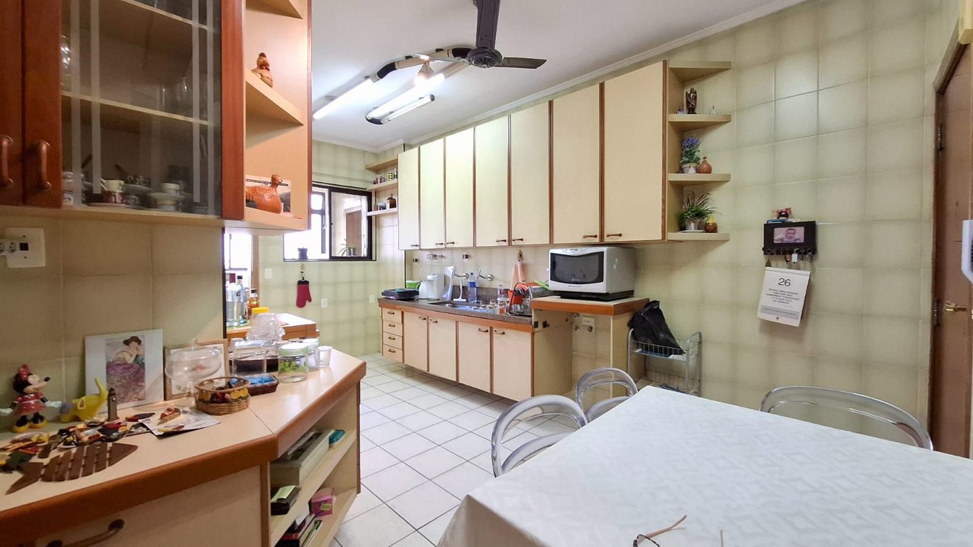 Apartamento com 3 dormitórios à venda, 150 m² por R$ 1.070.000,00 - Gonzaga - Santos/SP