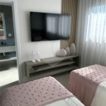 Casa à venda com 6 suítes no condomínio Golf CL, Bertioga - SP