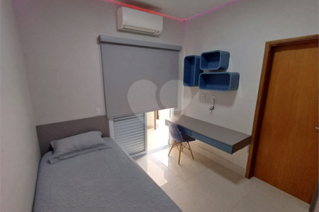 Casa à venda com 3 quartos, sendo 1 suíte, no condomínio Mantova, Indaiatuba - SP