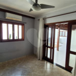 Casa à venda com 4 quartos, sendo 2 suítes, no condomínio Residencial Grape Village, Vinhedo - SP