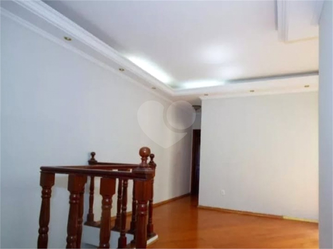 Sobrado à venda ou para alugar com 3 quartos, sendo 1 suíte, em Chora Menino, São Paulo, SP