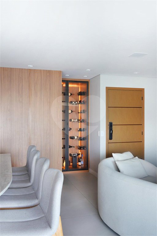 Apartamento à venda com 3 suítes em Indianópolis, São Paulo, SP