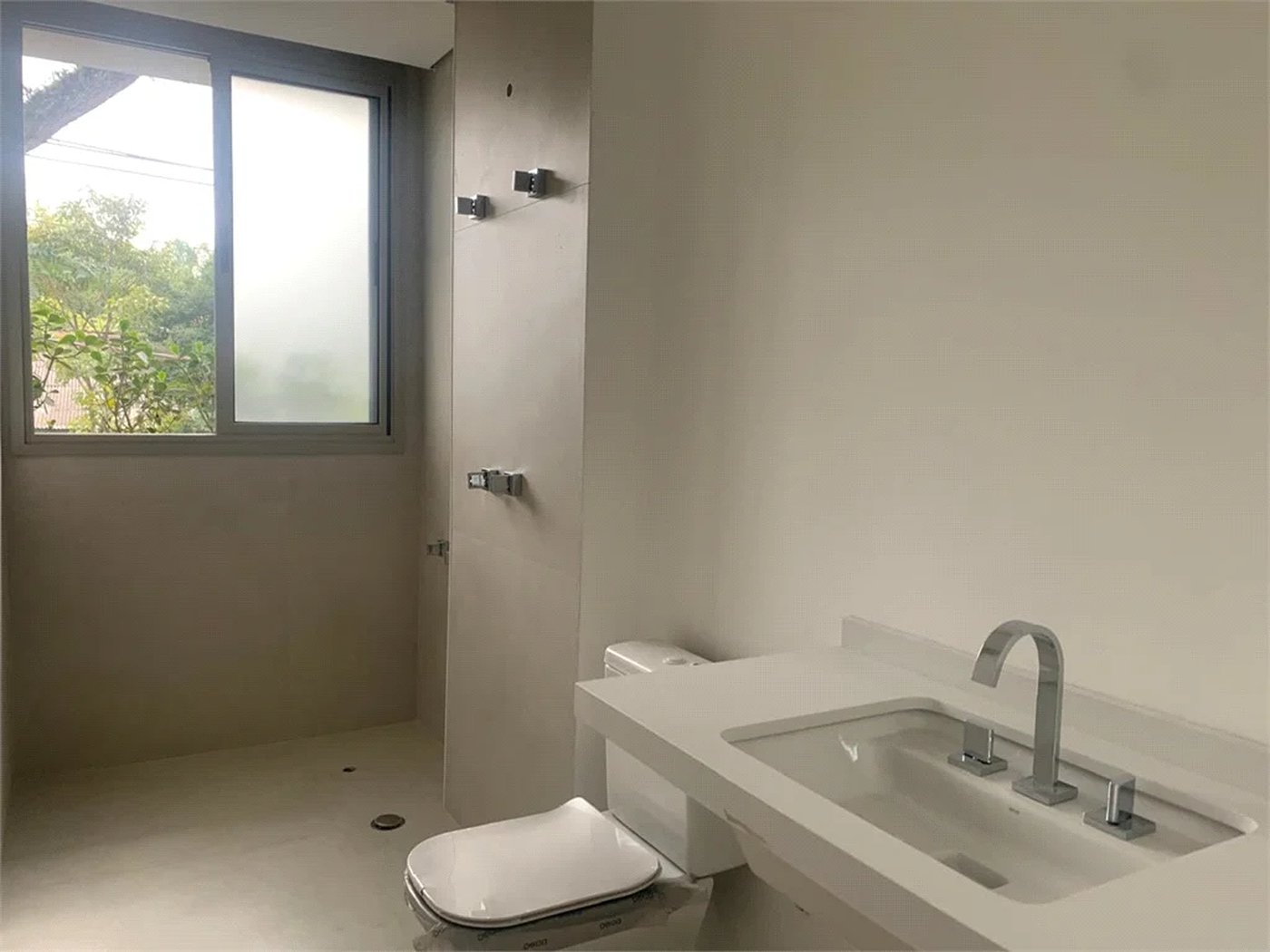 Apartamento à venda com 2 suítes em Vila Madalena, São Paulo, SP