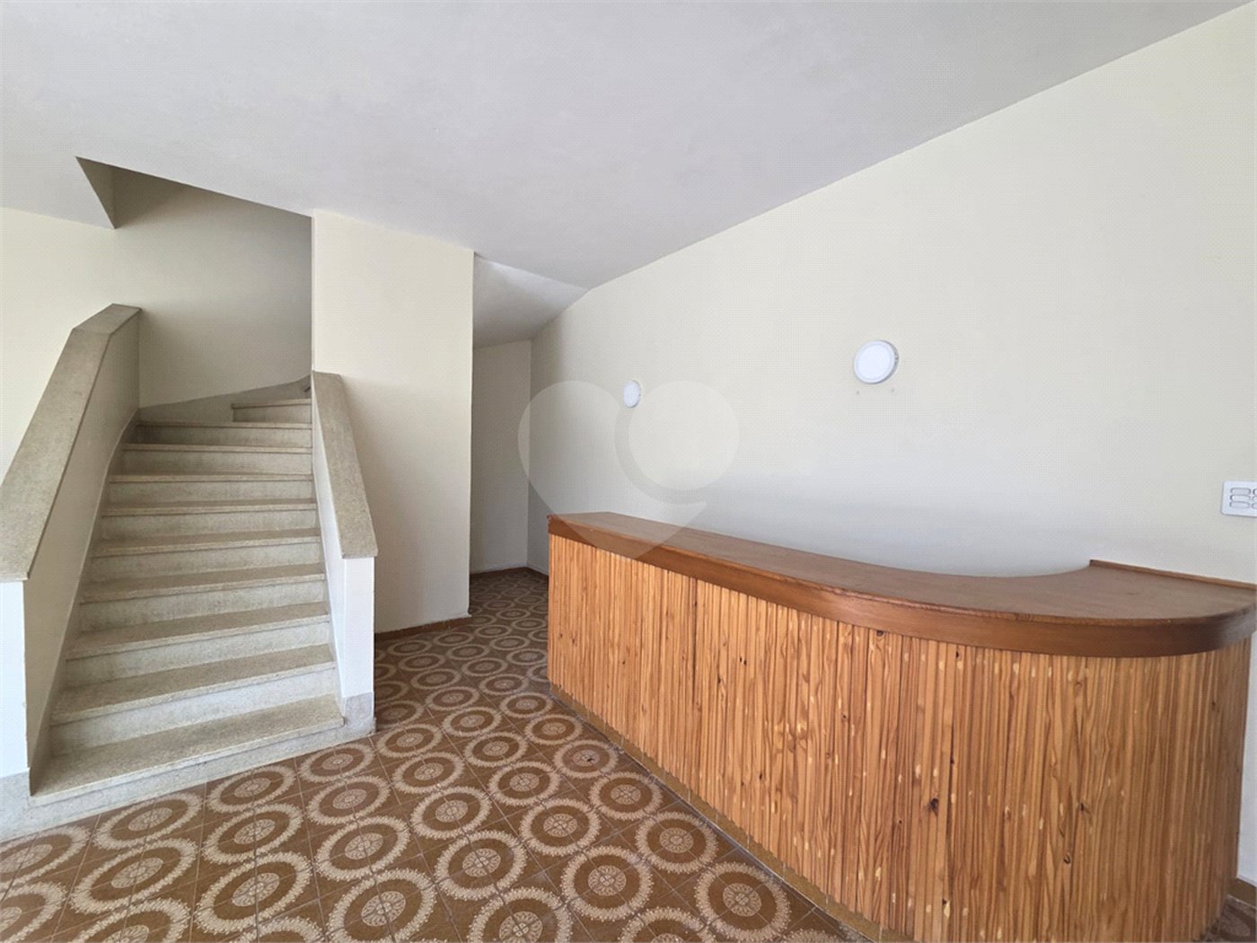 Casa à venda com 4 quartos, sendo 3 suítes, em Jardim Prudência, São Paulo, SP