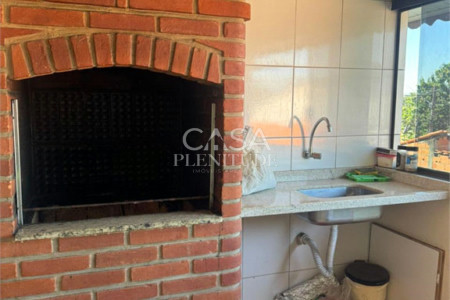 Casa à venda com 2 quartos, sendo 1 suíte, em Jardim Amalia, Sorocaba, SP